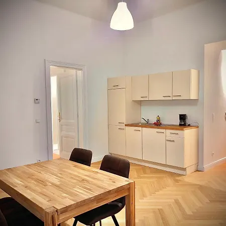 Wiedner Apartments Vienna Exterior photo